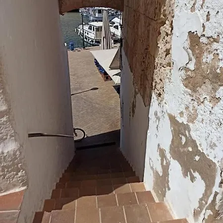 بيت للعطل Casa Menorquina
